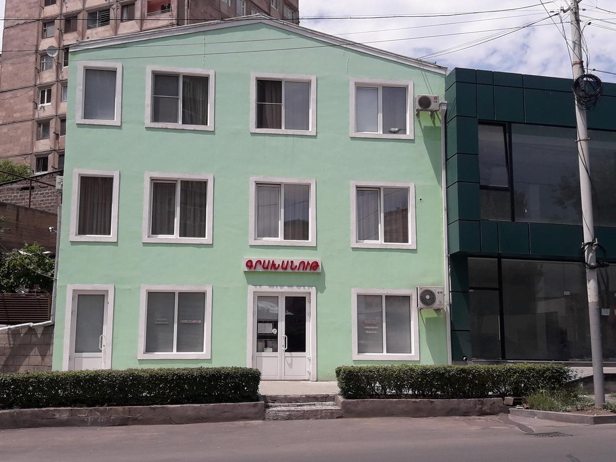 Sunshine Hotel Yerevan Exterior photo
